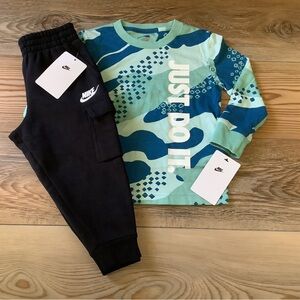 Nike Boys long sleeve tshirt & cargo jogger outfit size 3T(NWT)~PRICE IS FIRM~